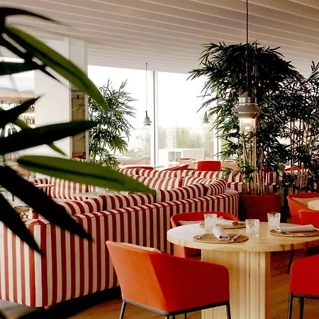 Atzavara & Hotel 5*