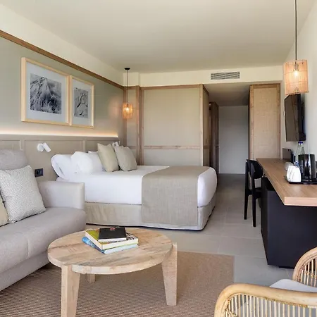 Hotel Atzavara & Santa Susanna