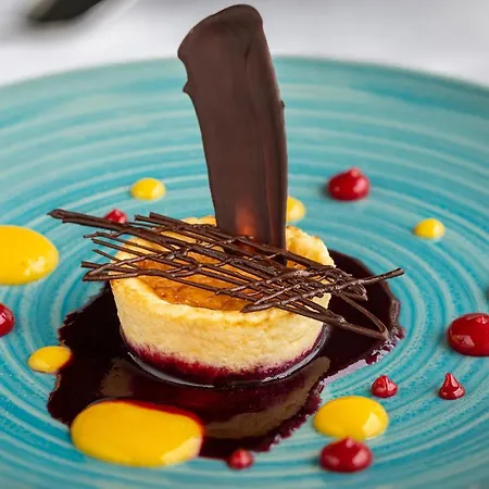 Hotel Atzavara & Santa Susanna