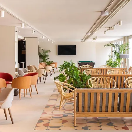 Hotel Atzavara & 5*