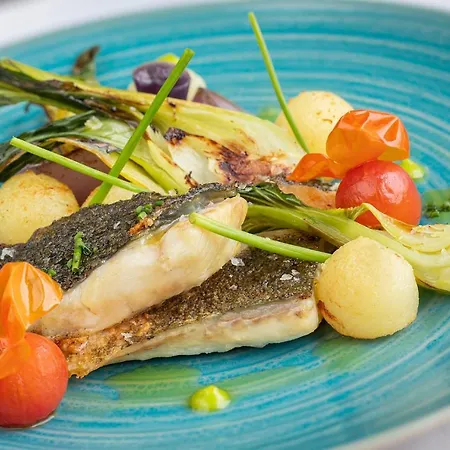 Atzavara & 5* Santa Susanna