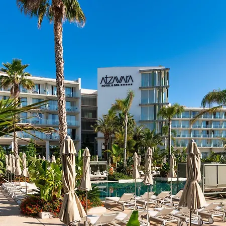 Atzavara & Szálloda 5*