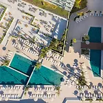 Atzavara & Hotel