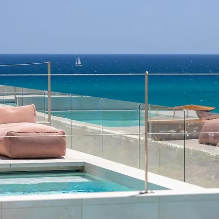 Atzavara & Hotel 5*