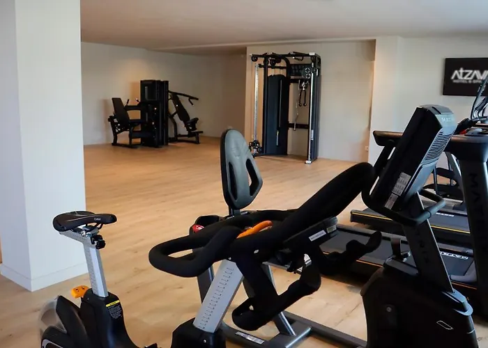 Hotell Atzavara & 5*